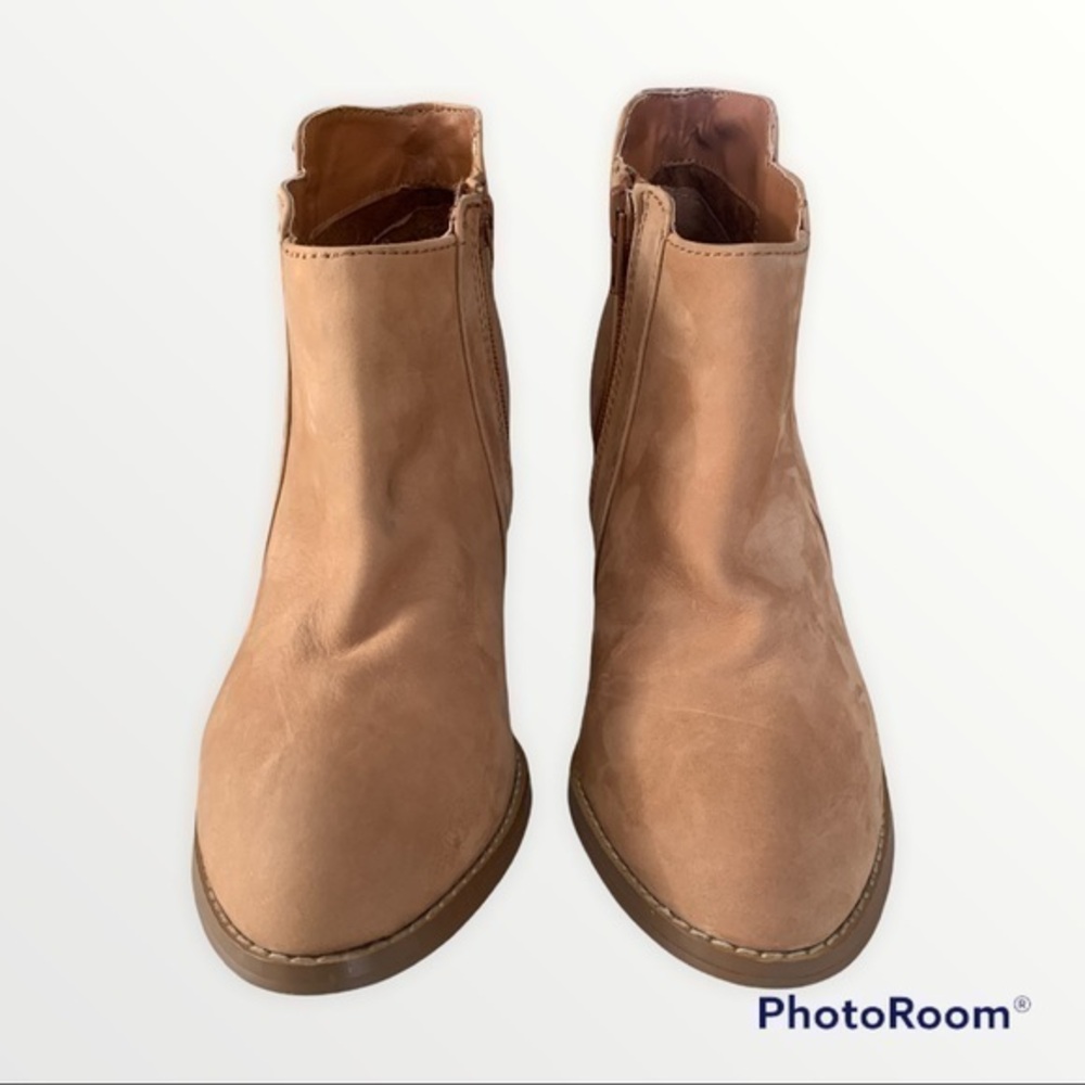Kelsi Dagger booties tan suede in size 9